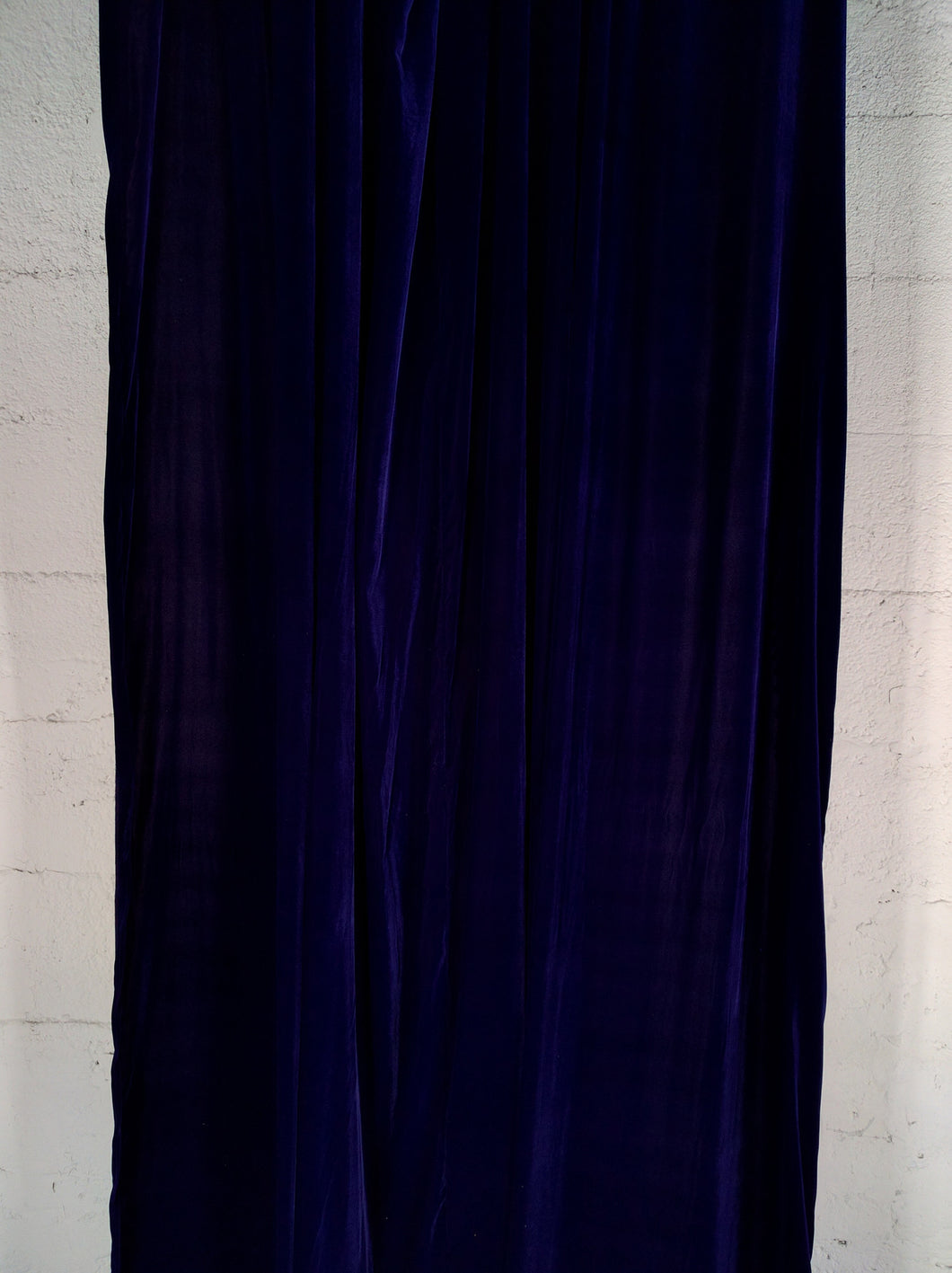 9009 - Purple Velvet - French Pleat