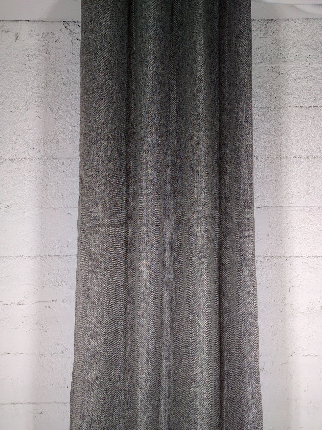 9304 - Silver Grey Tweed - Grommet Top