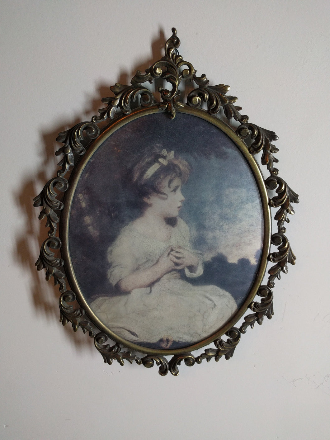 2039 Victorian Pendant Picture Painting of Girl