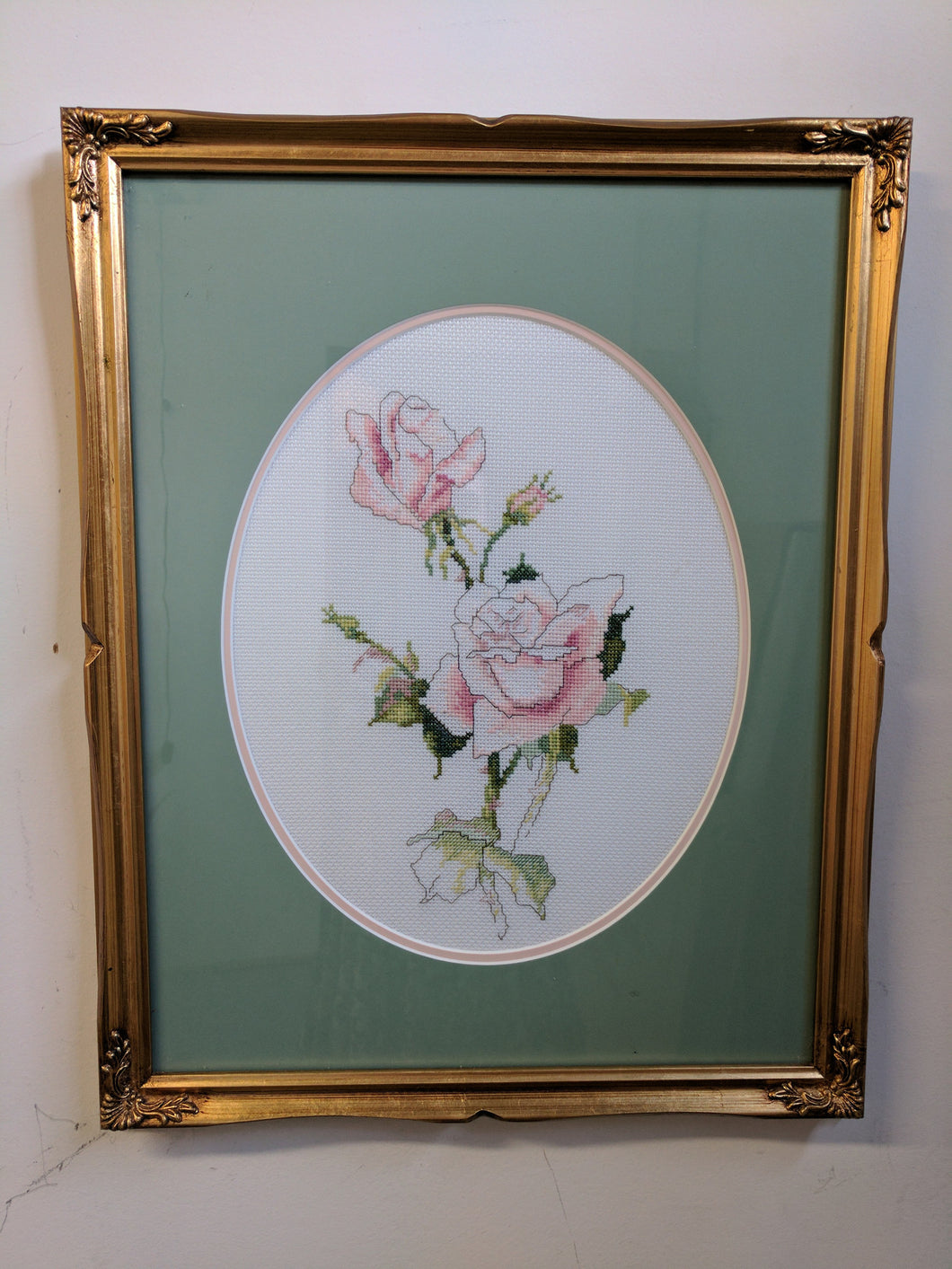 4017 Needlepoint Portrait of Pink Roses Folk Art