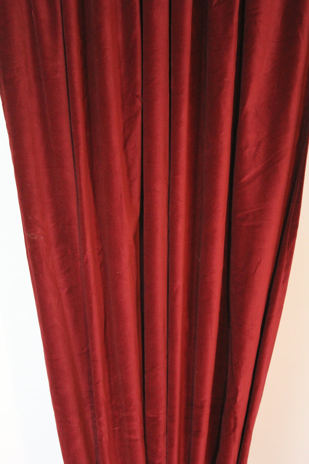 9036 - Red Velvet - Rod Pocket - With Gold Tassle Trimed Valance