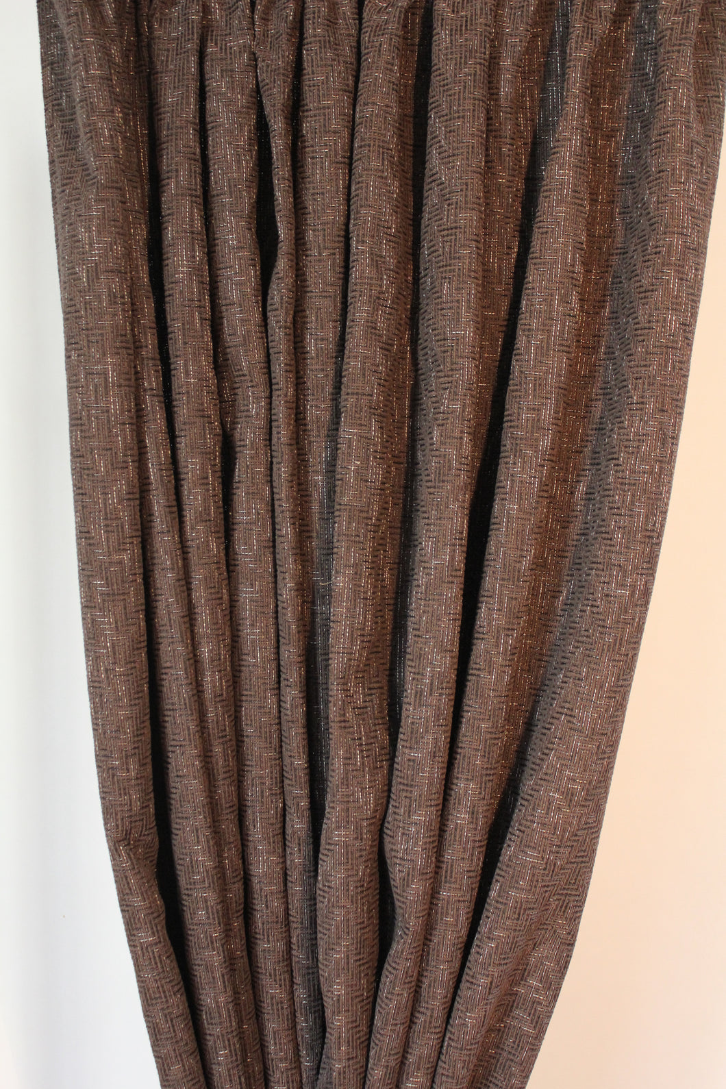 9027 - Brown Brocade - French Pleat
