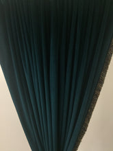 Load image into Gallery viewer, 9056 - Green Velvet with brush fringe - Rod Pocket
